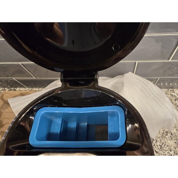 Toastmaster TM-118CM | Single-Serve Coffee Maker | Brew Pods & Grounds |Open Box - Picture 7 of 8